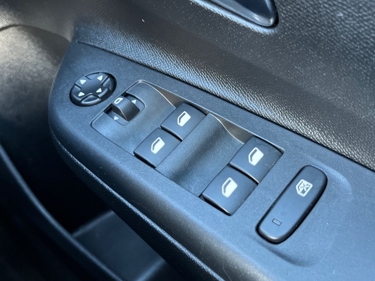 Used Vauxhall Corsa 2023 for sale - 76784770: Photo 26