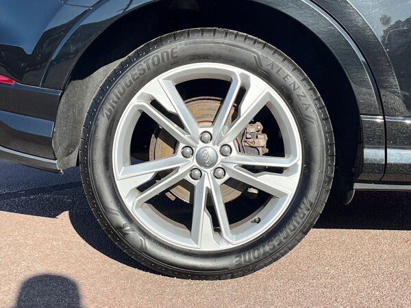 Used Audi Q3 2019 for sale - 76081657: Photo 17
