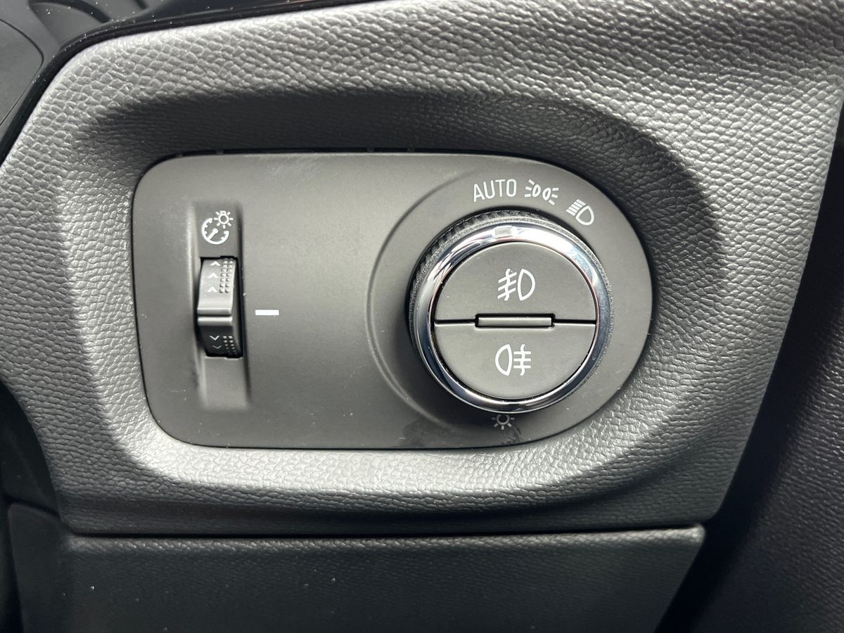 Used Vauxhall Corsa 2023 for sale - 76081639: Photo 28