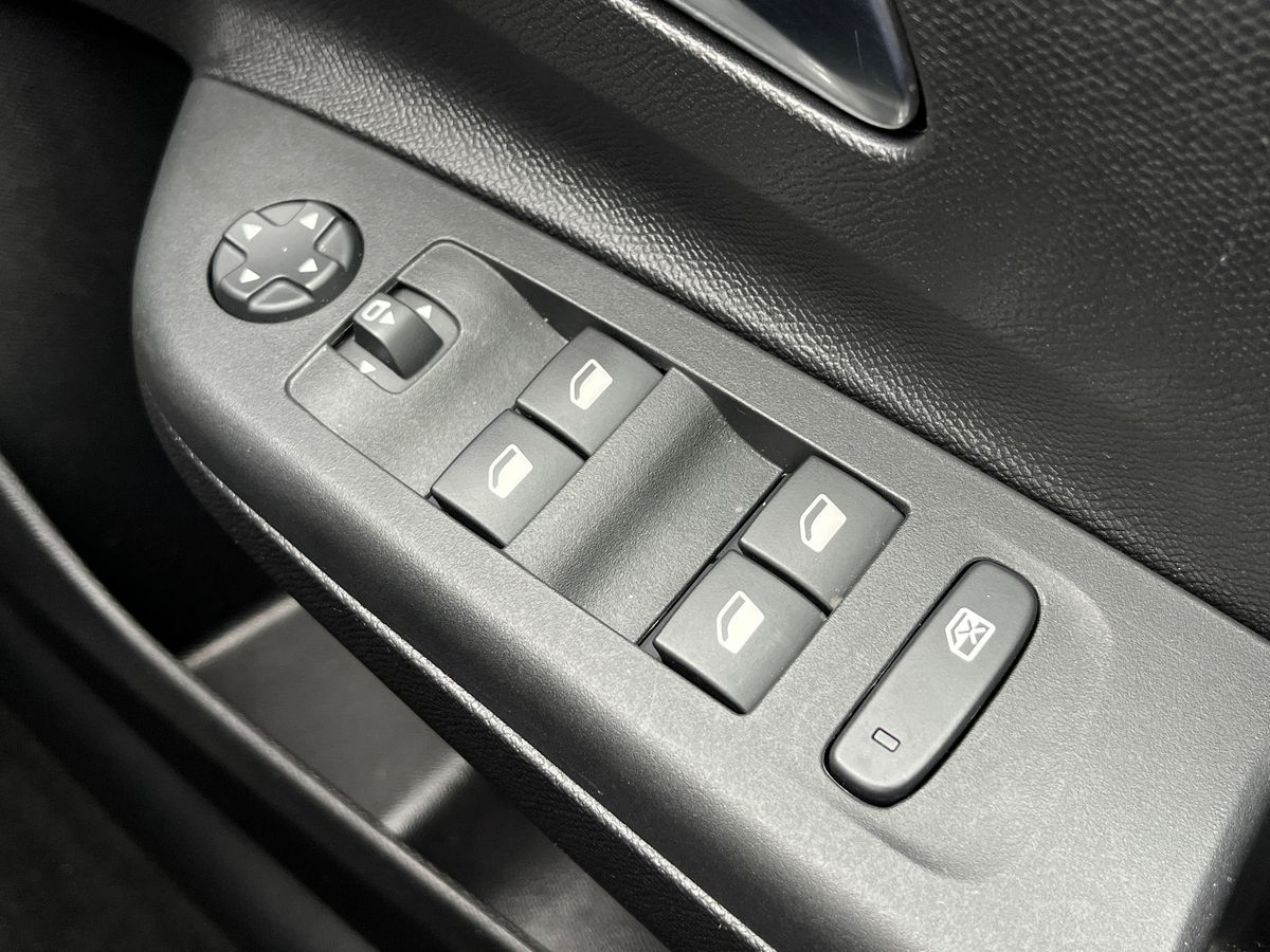 Used Vauxhall Corsa 2023 for sale - 76081639: Photo 29