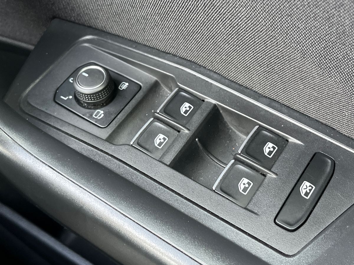 Used Volkswagen T-Roc 2021 for sale - 75944091: Photo 27