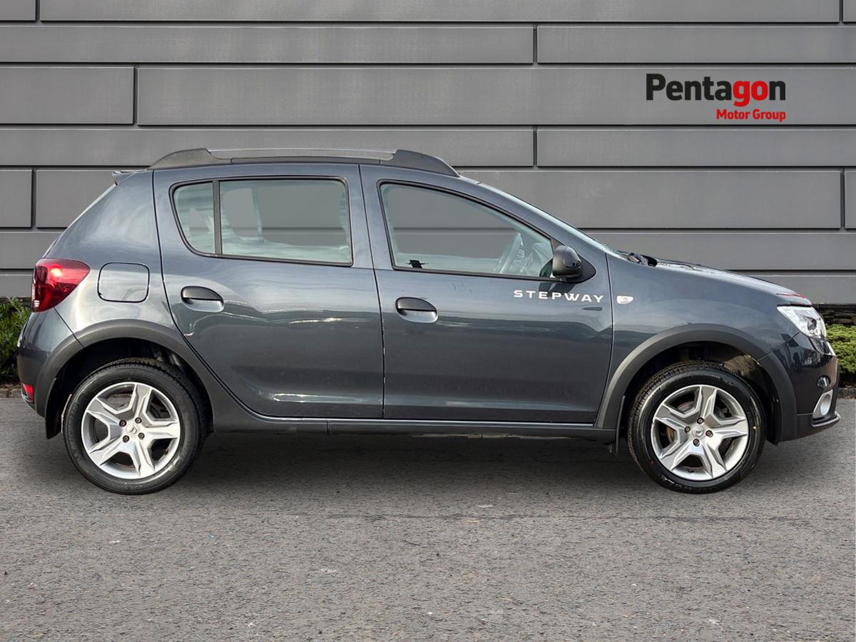 Used Dacia Sandero Stepway 2019 for sale - 76435992: Photo 13
