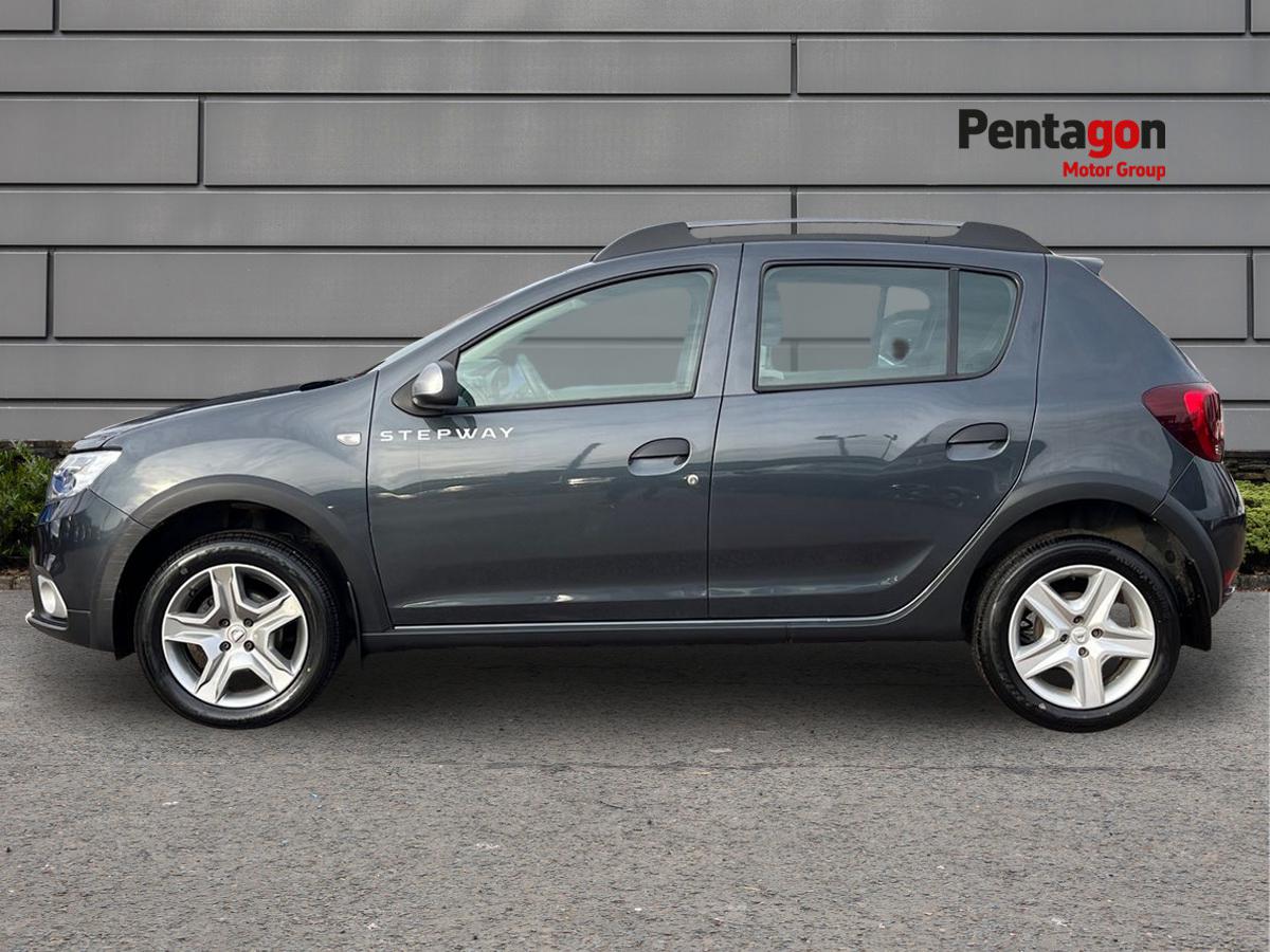 Used Dacia Sandero Stepway 2019 for sale - 76435992: Photo 14