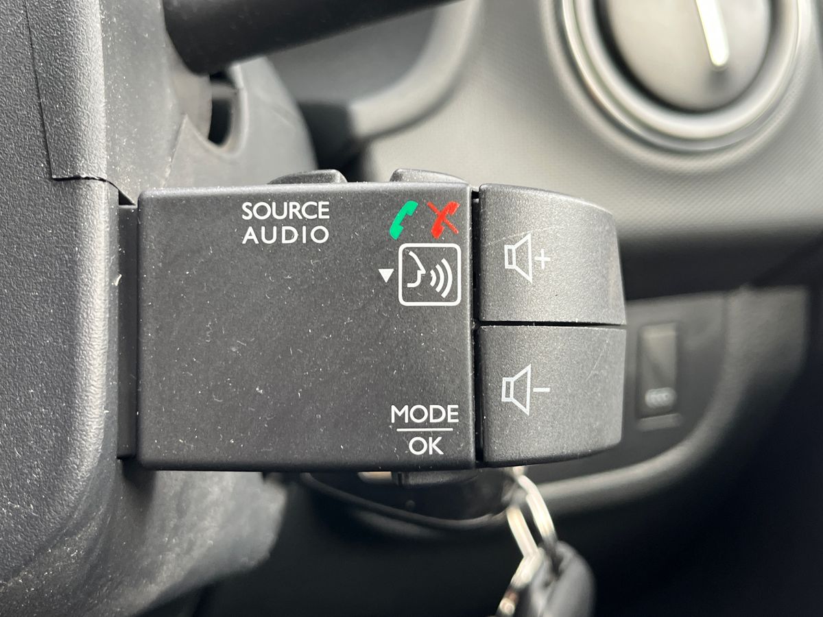 Used Dacia Sandero Stepway 2019 for sale - 76435992: Photo 26