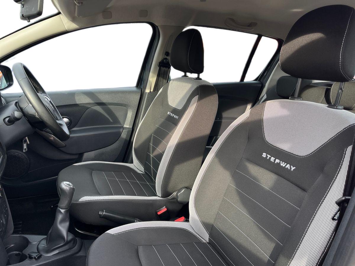 Used Dacia Sandero Stepway 2019 for sale - 76435992: Photo 9