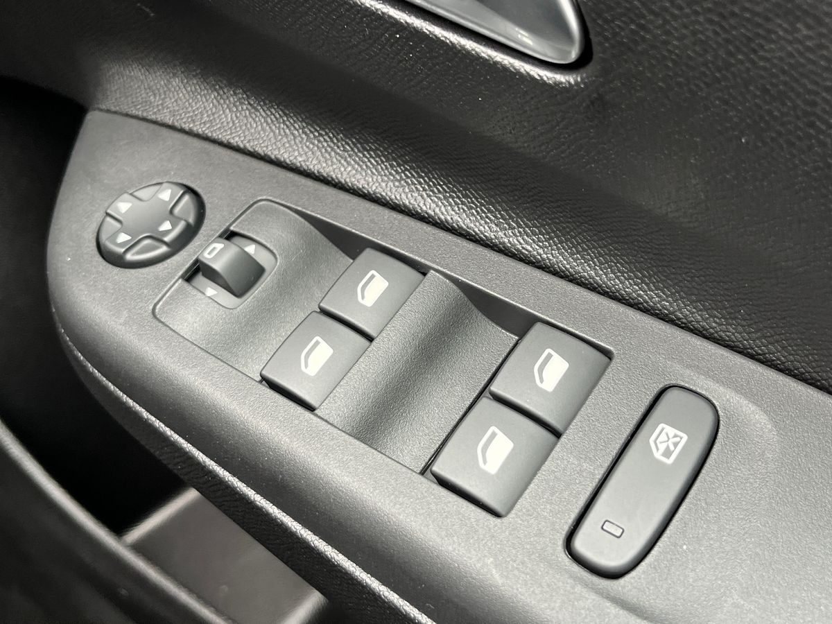 Used Vauxhall Corsa 2025 for sale - 76516106: Photo 27