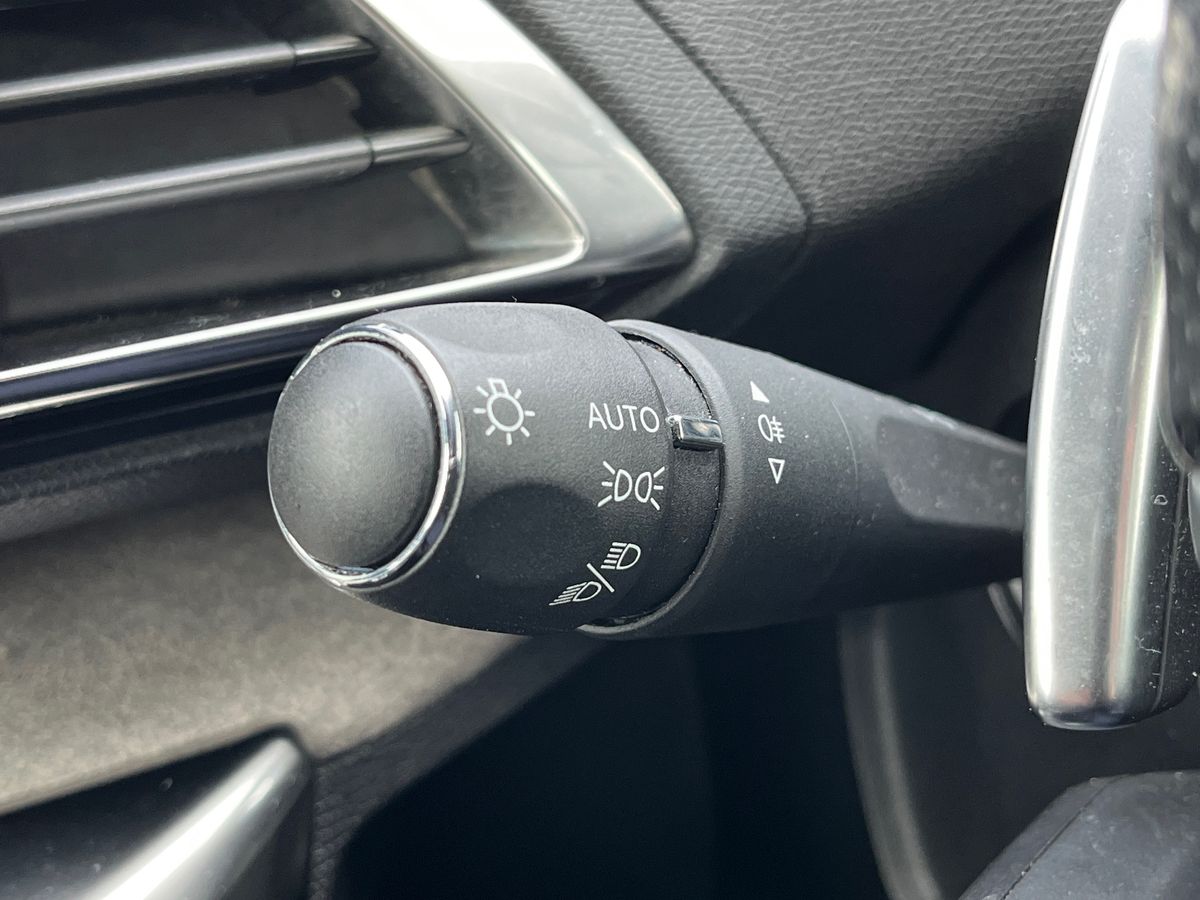 Used Peugeot 5008 2023 for sale - 76505309: Photo 30