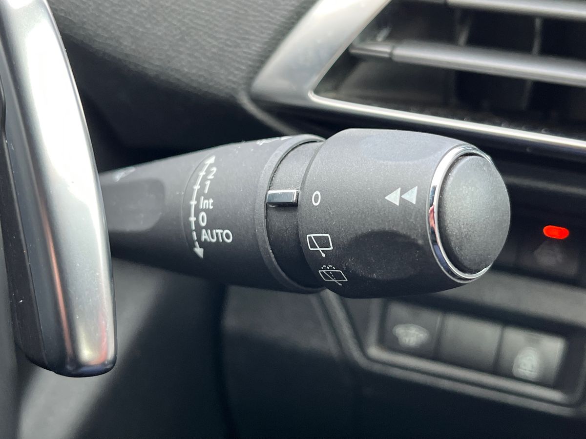 Used Peugeot 5008 2023 for sale - 76505309: Photo 31