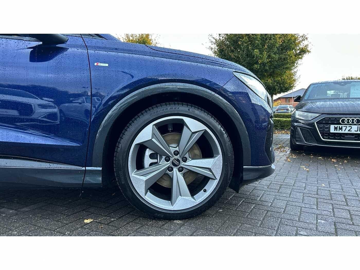 Used Audi Q4 e-tron 2025 for sale - 77603233: Photo 5