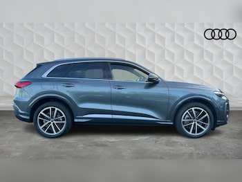 Used Audi Q5 2025 for sale - 77198918: Photo