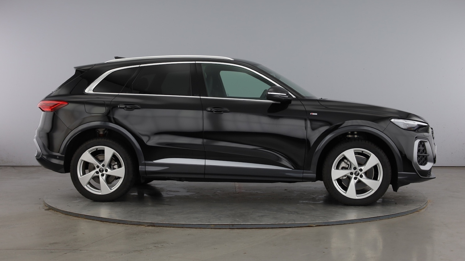 Used Audi Q5 2025 for sale - 78045801: Photo 4