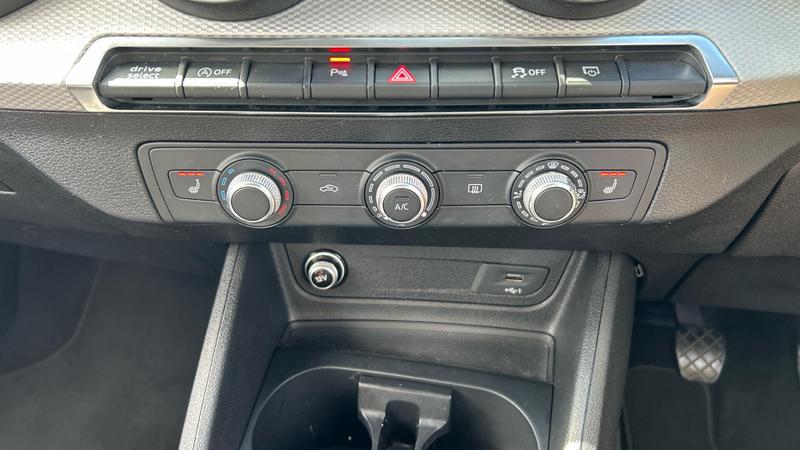 Vehicle 33
