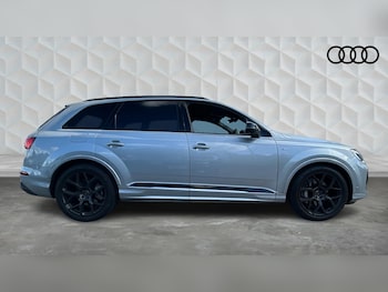 Used Audi Q7 2025 for sale - 78621210: Photo