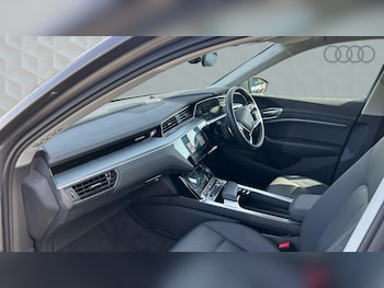 Used Audi e-tron 2020 for sale - 77916328: Photo