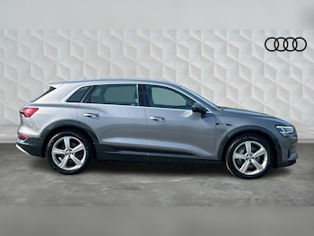 Used Audi e-tron 2020 for sale - 77916328: Photo