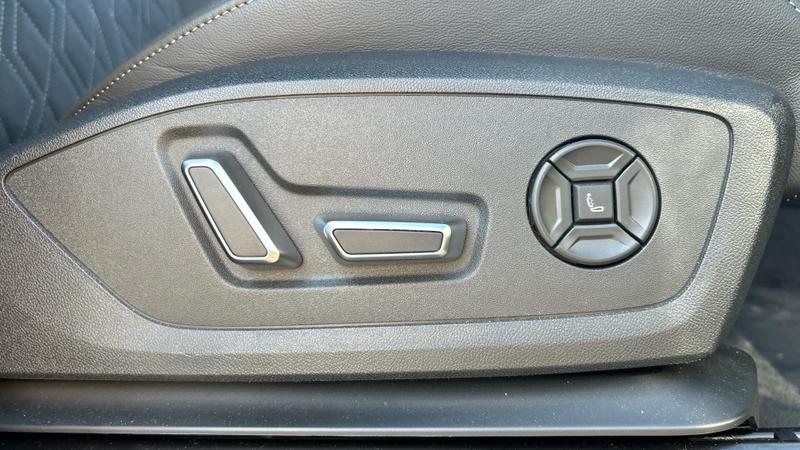 Used Audi Q6 e-tron 2025 for sale - 75982663: Photo 15