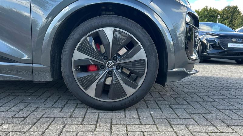 Used Audi Q6 e-tron 2025 for sale - 75982663: Photo 5