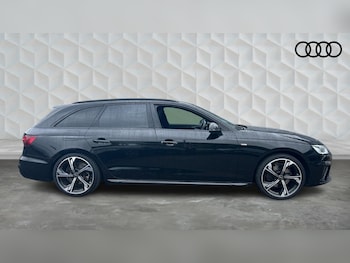 Used Audi A4 Avant 2023 for sale - 78489413: Photo