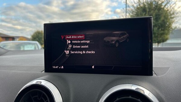 Used Audi Q2 2023 for sale - 76266102: Photo 32