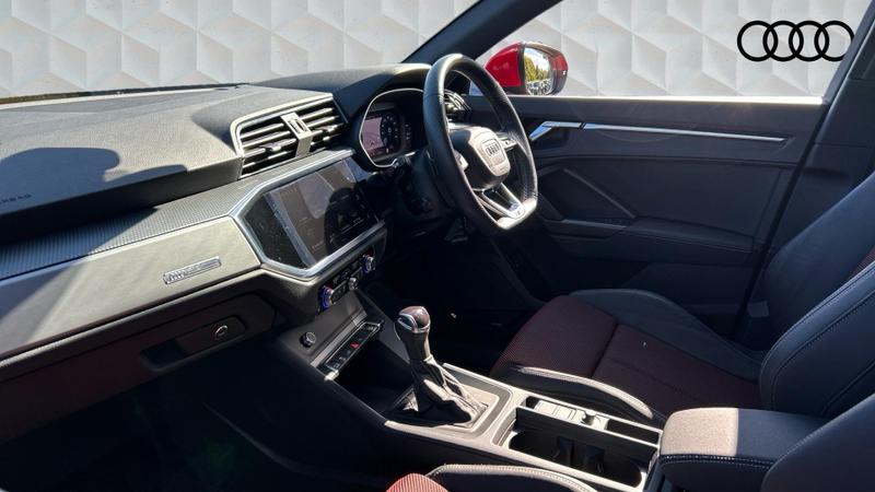Used Audi Q3 2023 for sale - 75922591: Photo 2