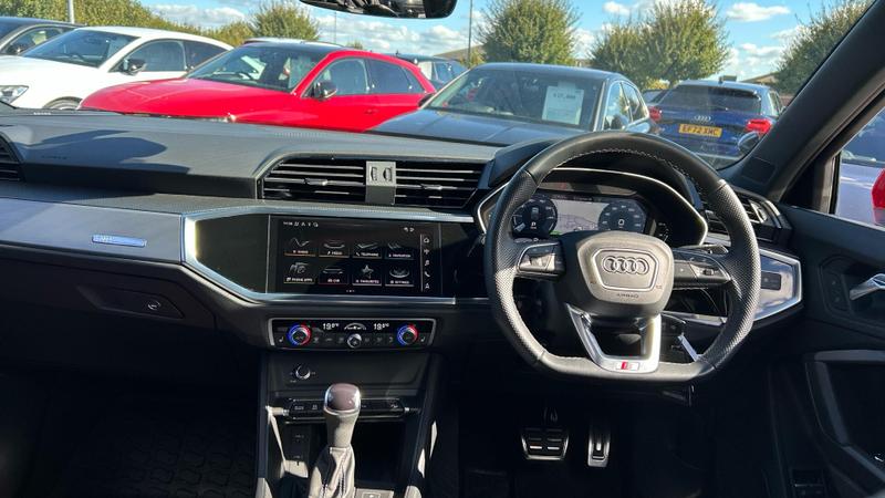 Used Audi Q3 2023 for sale - 75922591: Photo 8