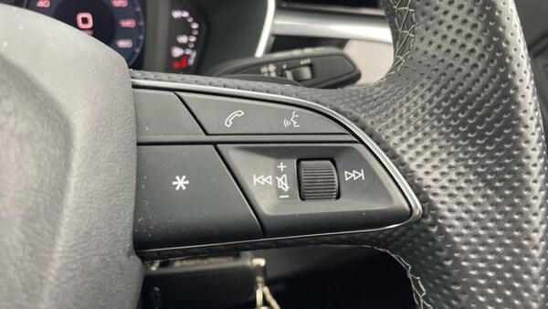 Used Audi Q3 2021 for sale - 75655931: Photo 25