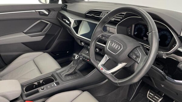 Used Audi Q3 2021 for sale - 75655931: Photo 6