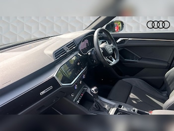 Used Audi Q3 2023 for sale - 78489415: Photo