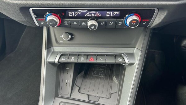 Used Audi Q3 2025 for sale - 76146675: Photo 31