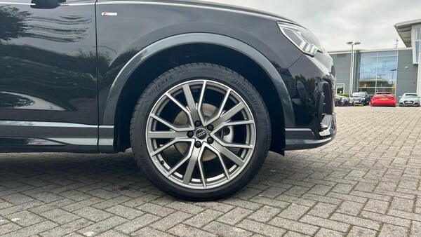 Used Audi Q3 2025 for sale - 76146675: Photo 5