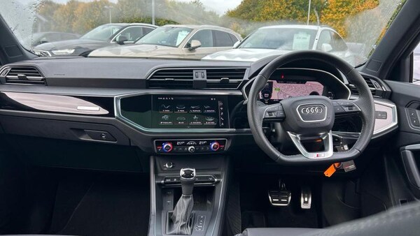 Used Audi Q3 2025 for sale - 76146675: Photo 8