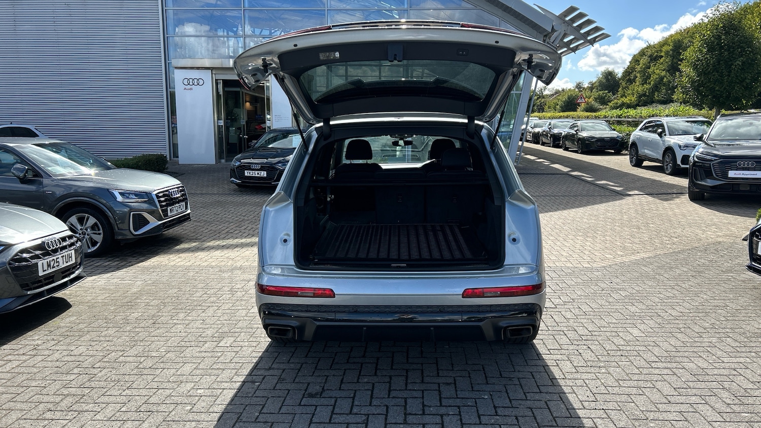 Used Audi Q7 2025 for sale - 78045800: Photo 19