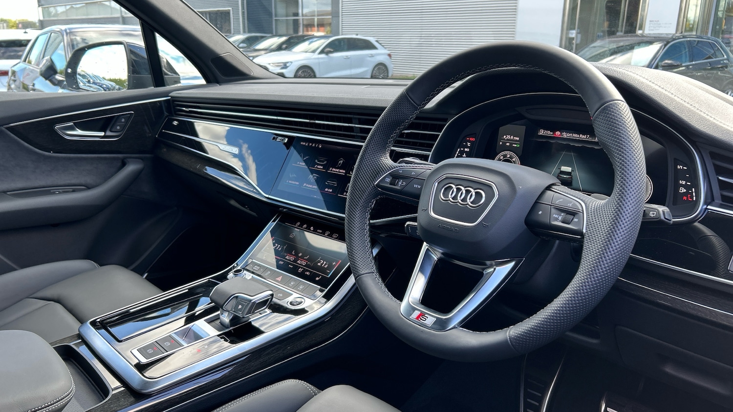 Used Audi Q7 2025 for sale - 78045800: Photo 6