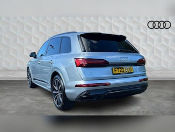 Used Audi Q7 2023 for sale - 75972947: Photo 3