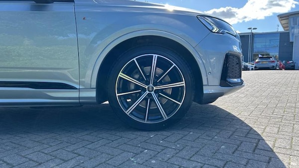 Used Audi Q7 2023 for sale - 75972947: Photo 5