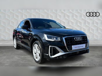 Audi - Q2