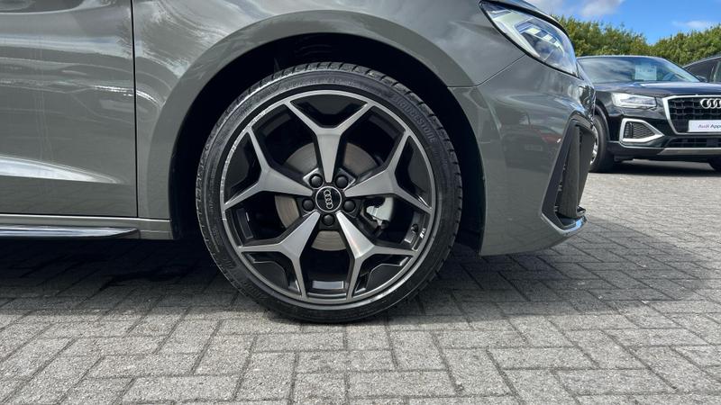 Used Audi A1 for sale - 77187050: Photo 5