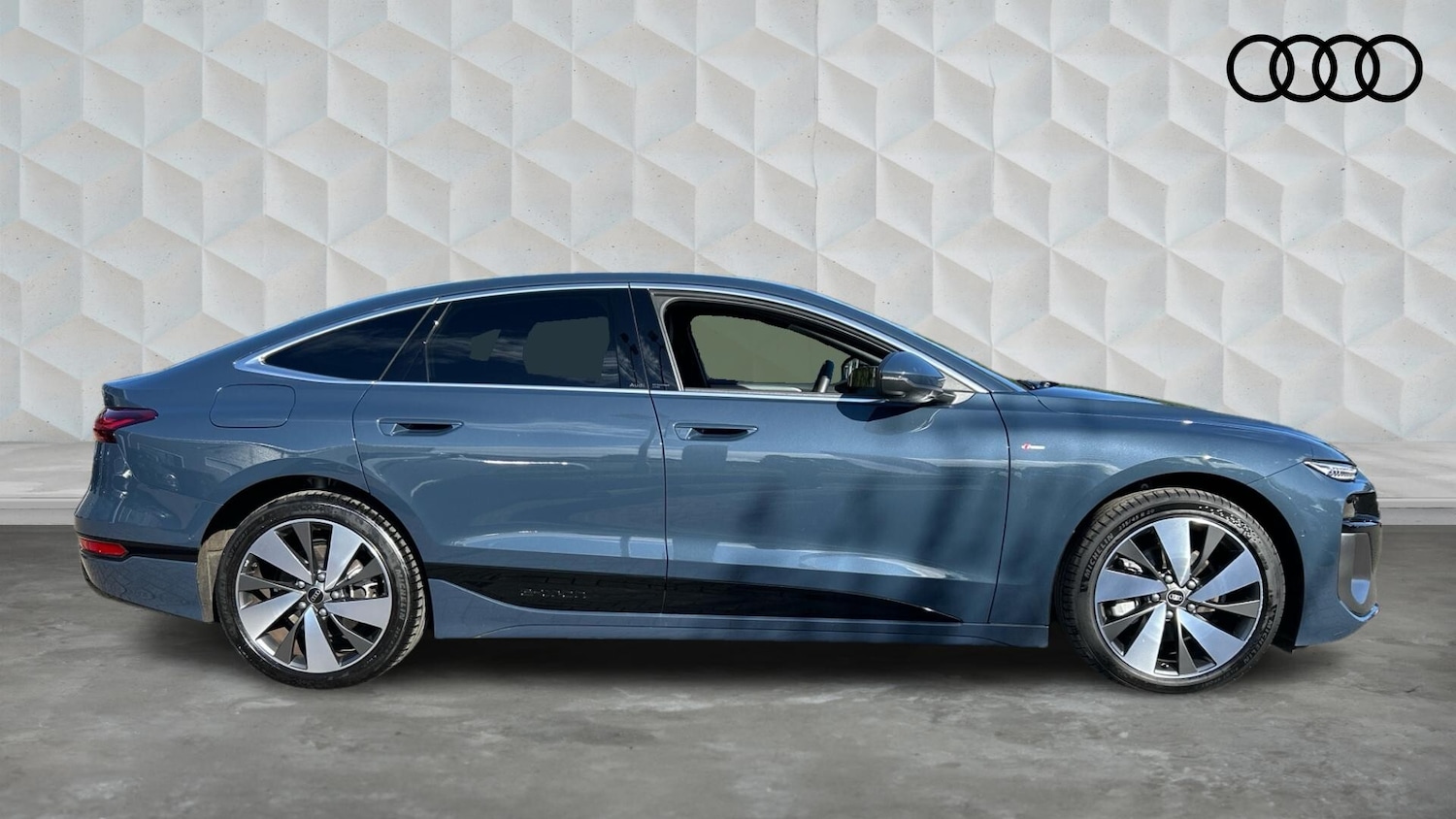 Used Audi A6 2025 for sale - 77603187: Photo 4