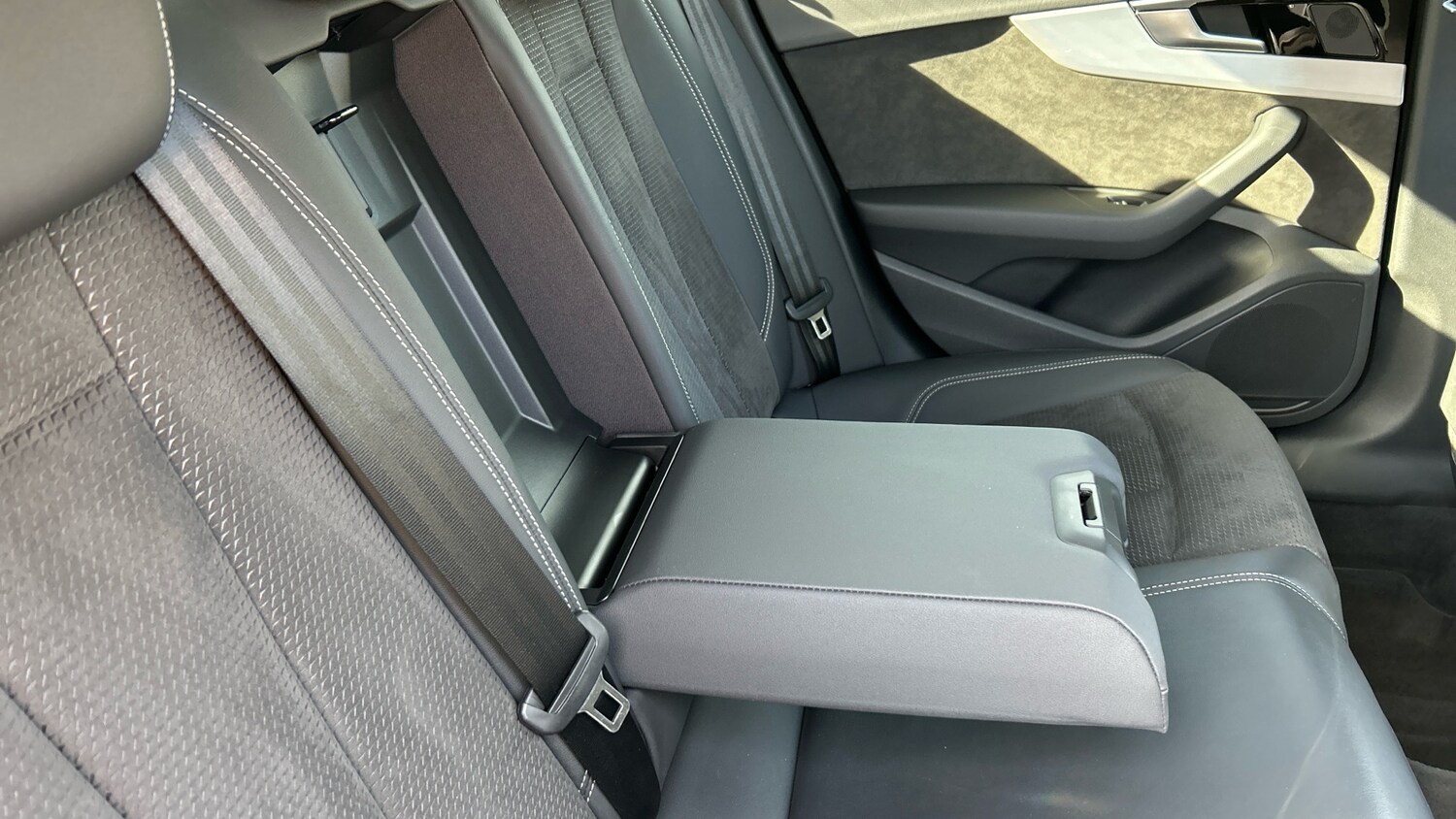 Used Audi A4 2021 for sale - 77676463: Photo 11