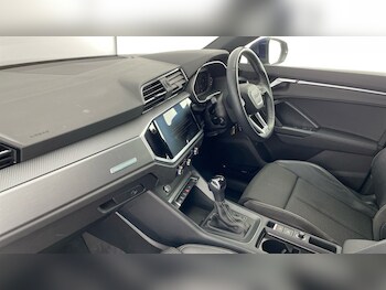 Used Audi Q3 2021 for sale - 78599876: Photo