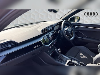 Used Audi Q3 2023 for sale - 79386369: Photo
