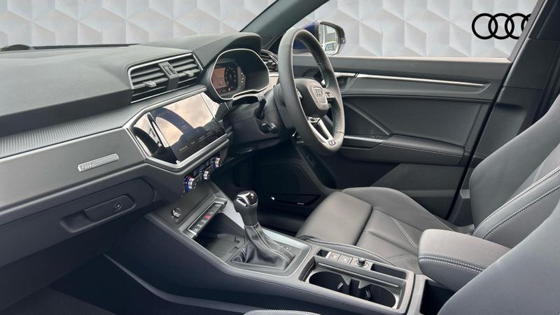 Used Audi Q3 2025 for sale - 77117055: Photo 2