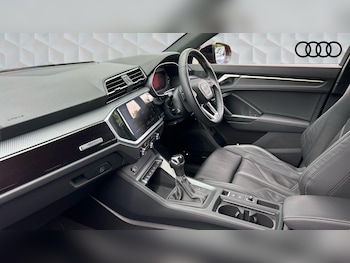 Used Audi Q3 2023 for sale - 78513056: Photo
