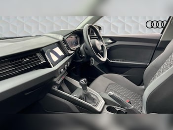 Used Audi A1 2022 for sale - 76056010: Photo 2
