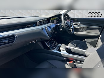 Used Audi e-tron 2020 for sale - 78243144: Photo