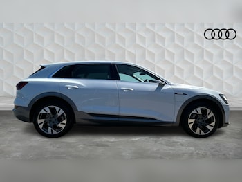 Used Audi e-tron 2020 for sale - 78243144: Photo