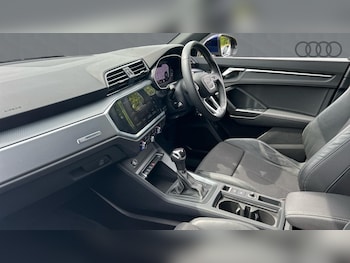 Used Audi Q3 2023 for sale - 78317311: Photo
