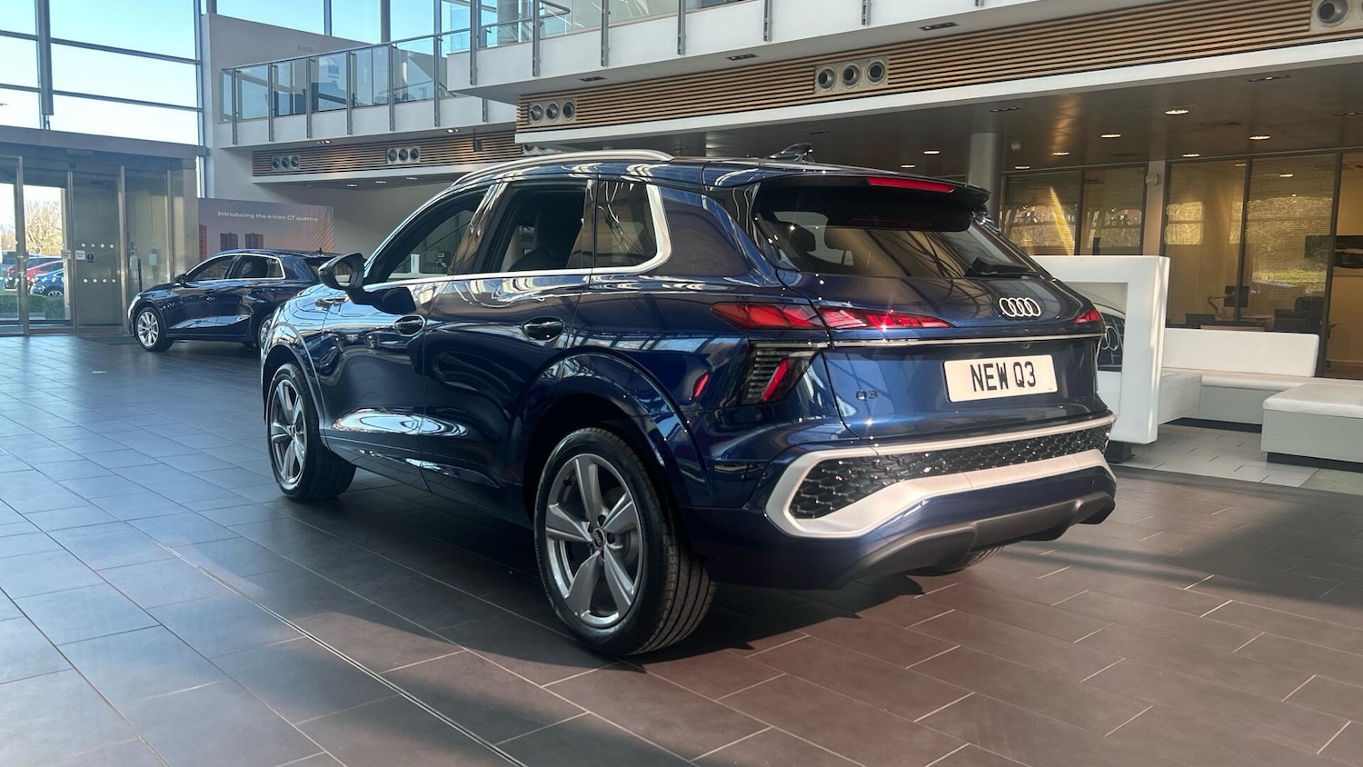 Used Audi Q3 for sale - 77931834: Photo 3