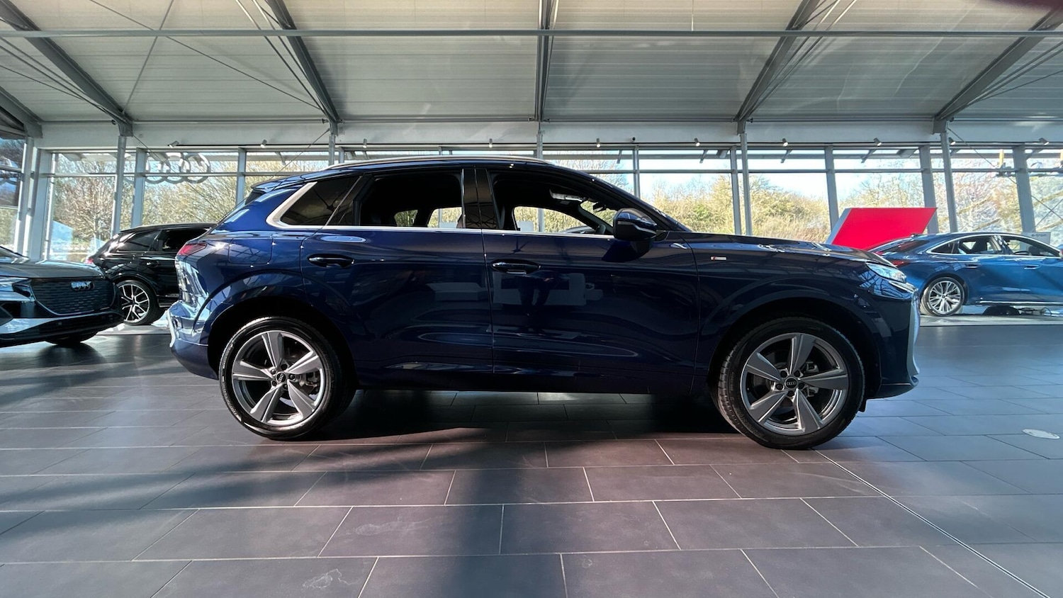 Used Audi Q3 for sale - 77931834: Photo 4