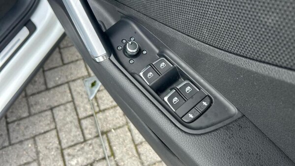 Used Audi Q2 2023 for sale - 76172643: Photo 12